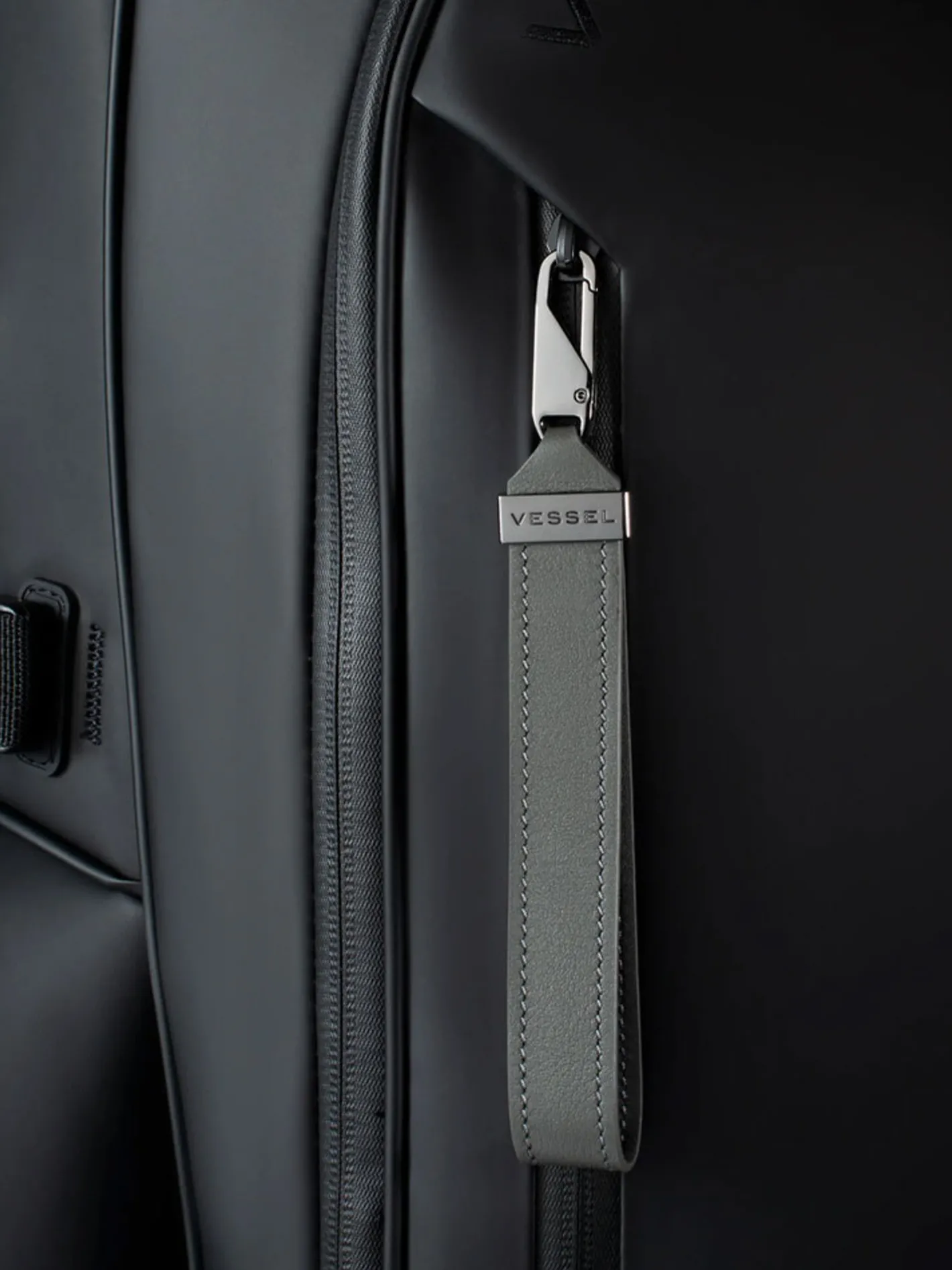 Vessel Genuine Leather Loop Pull